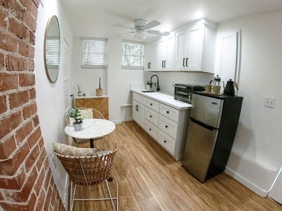 Downtown Little Italy Boho W/ Private Patio